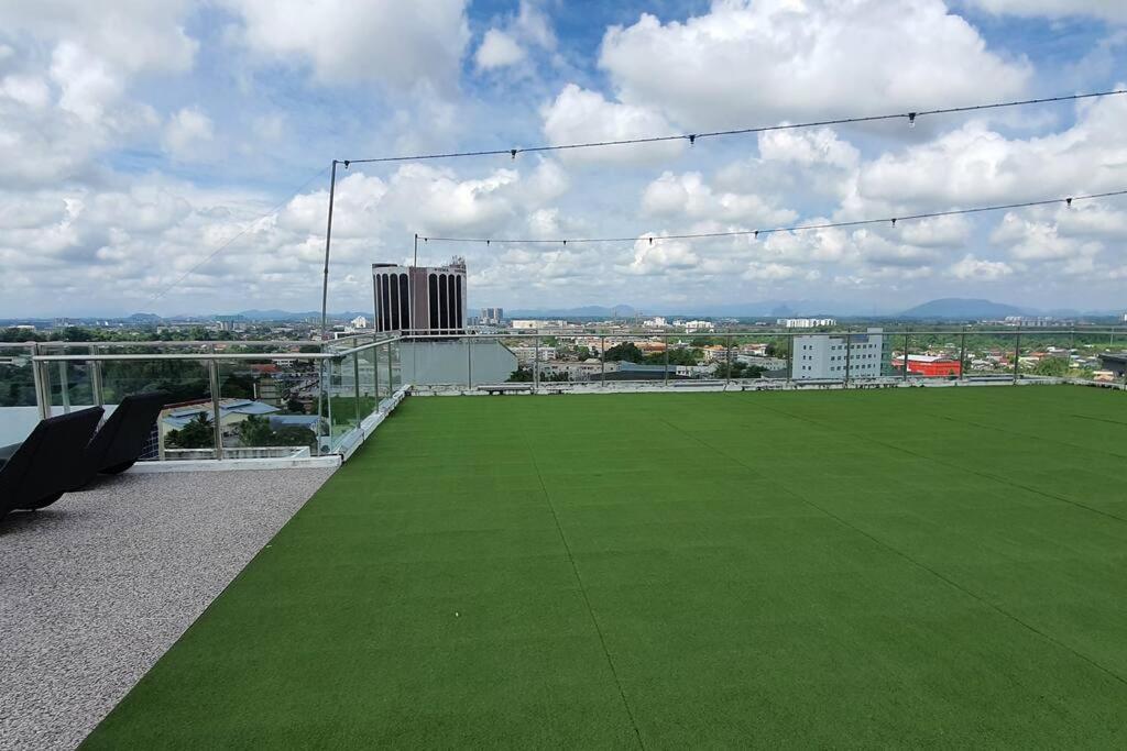 Kozi Square New Sgh Cozy Home Lv5B Kuching Dış mekan fotoğraf
